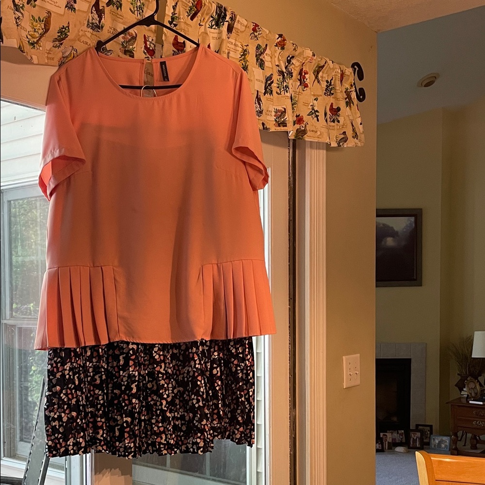 Elegant Pink Top with navy blue and pink pleated floral skirt. Size L/XL